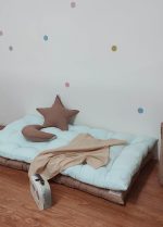 Matelas de sol vert pastel