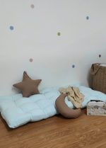 Matelas de sol vert pastel