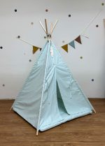 Tente Tipi avec tapis vert pastel