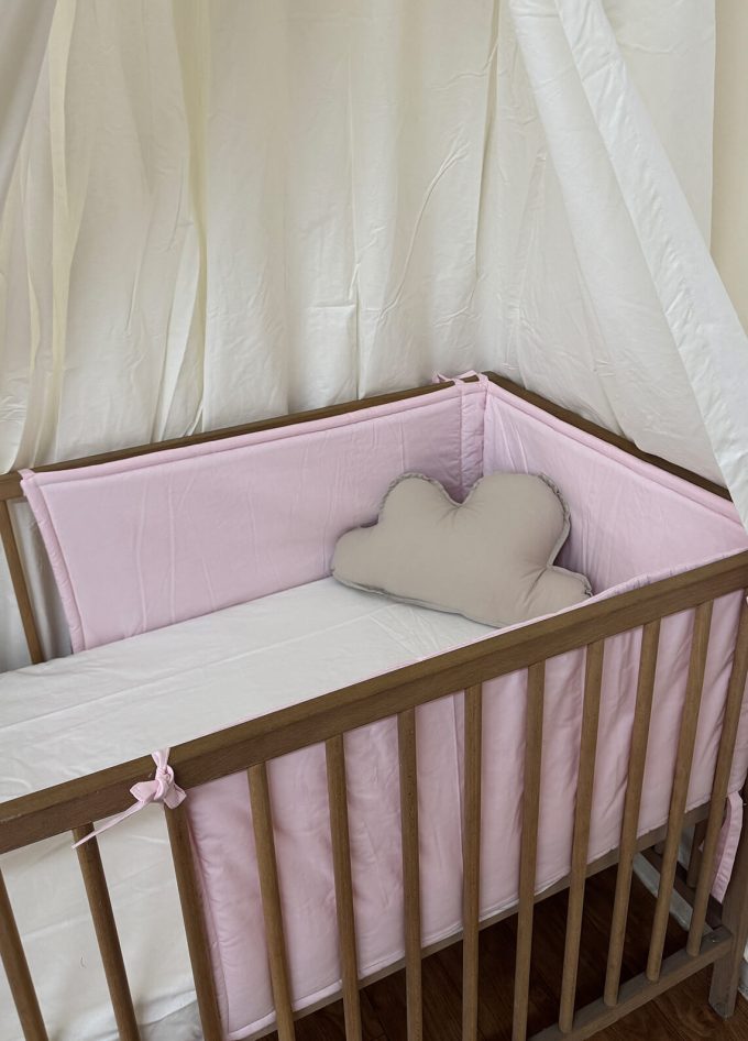 Tour de lit bébé rose Tour de lit bébé rose